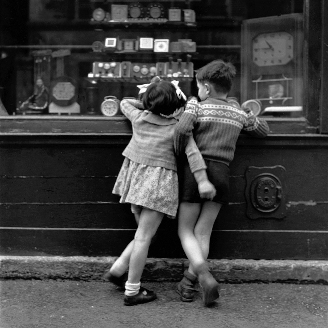 E.Boubat